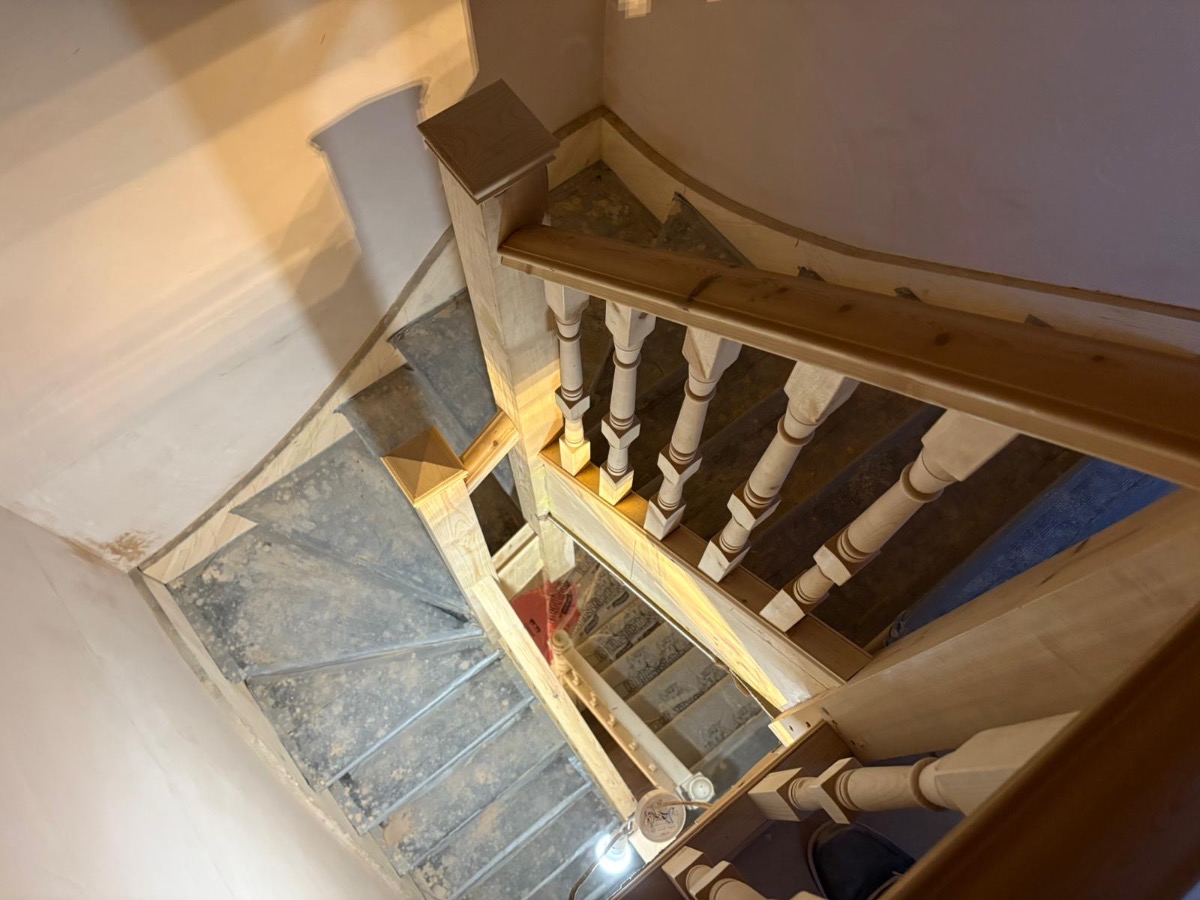 Company: Image 36